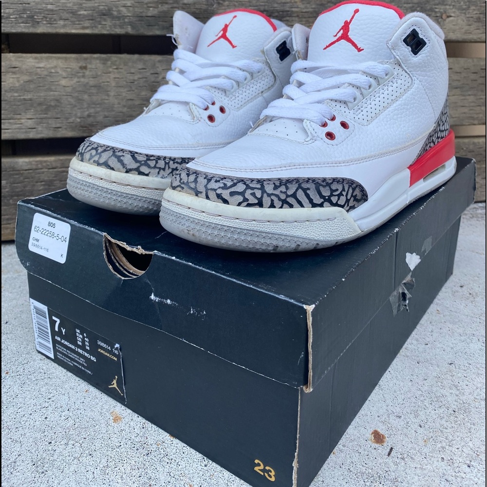 Air Jordan 3 Retro BG